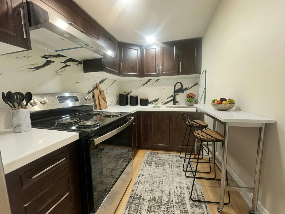 Bsmt-63 Bedrock Drive, Hamilton, ON, L8J 0K6 2