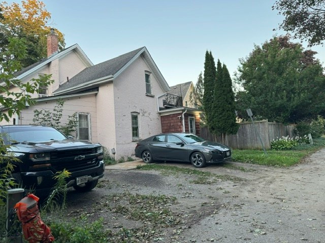 Main-A-42 Roseview Avenue, Cambridge, ON, N1R 4A7 - 12