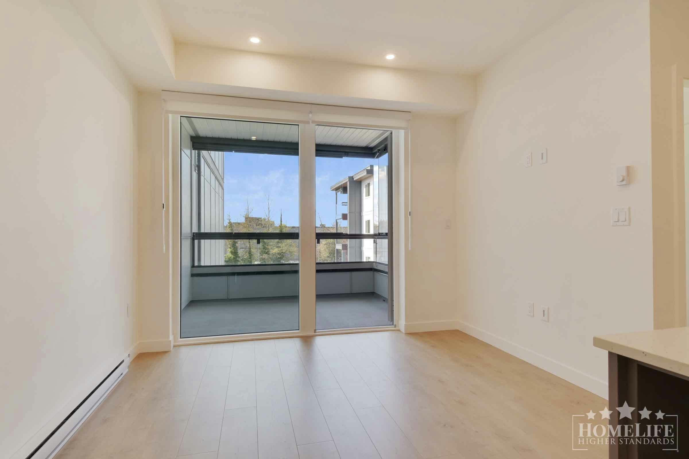 319-13760 75a Avenue, Surrey, BC, V3W 3W5 - 6