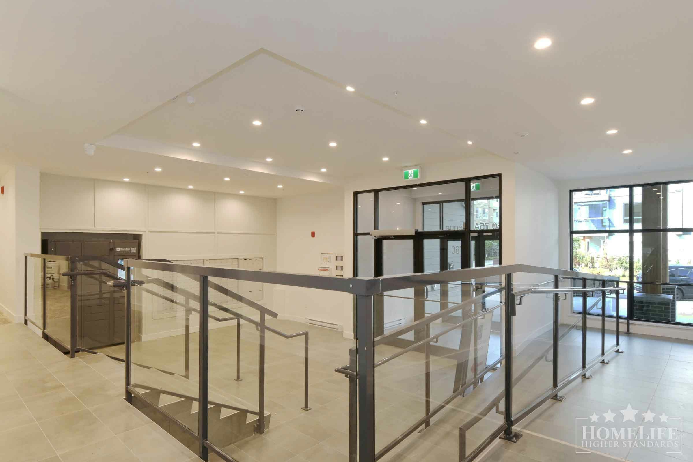 319-13760 75a Avenue, Surrey, BC, V3W 3W5 - 3