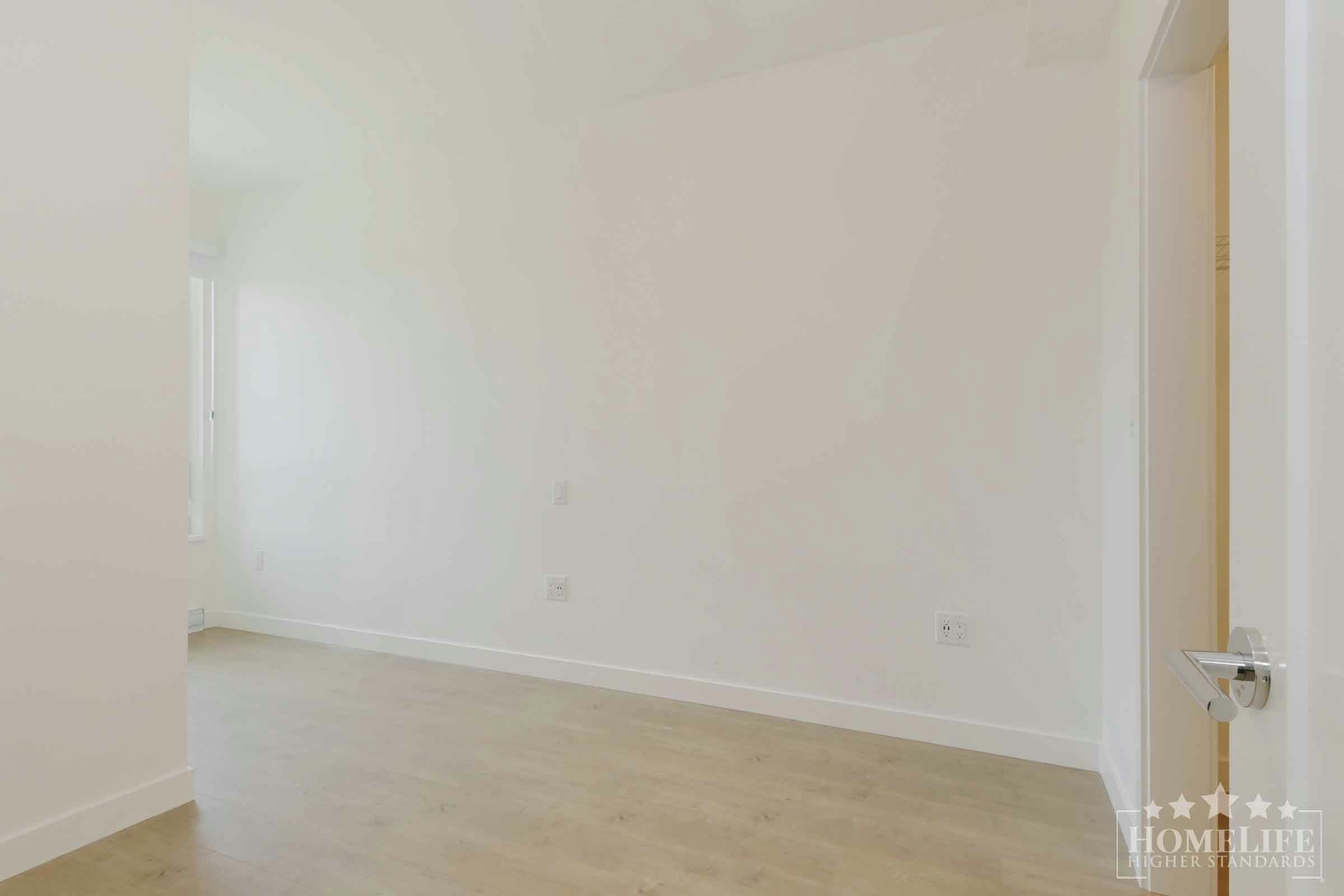319-13760 75a Avenue, Surrey, BC, V3W 3W5 - 11