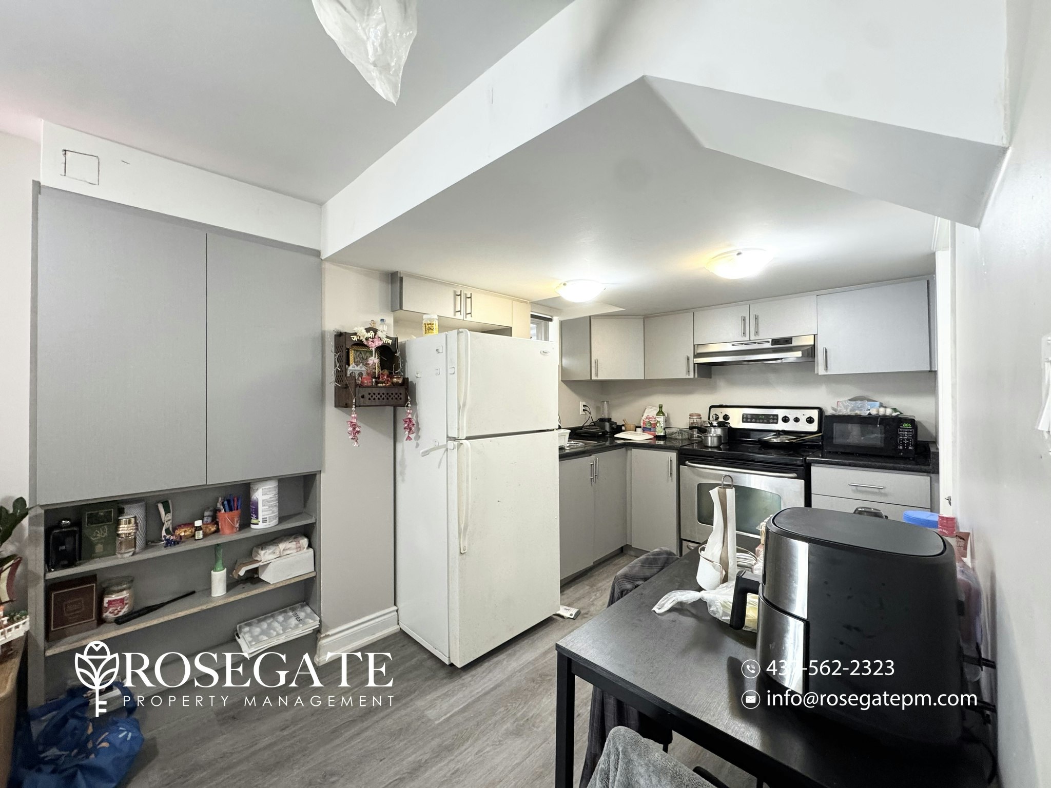 2-554 Chantenay Drive, Mississauga, ON, L5A 1G2 - 3