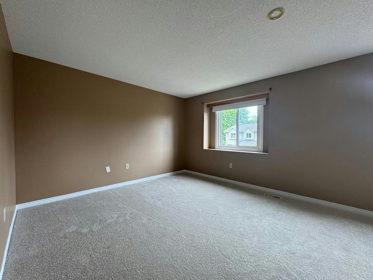 23-20 Paulander Drive, Kitchener, ON, N2M 5L3 - 14