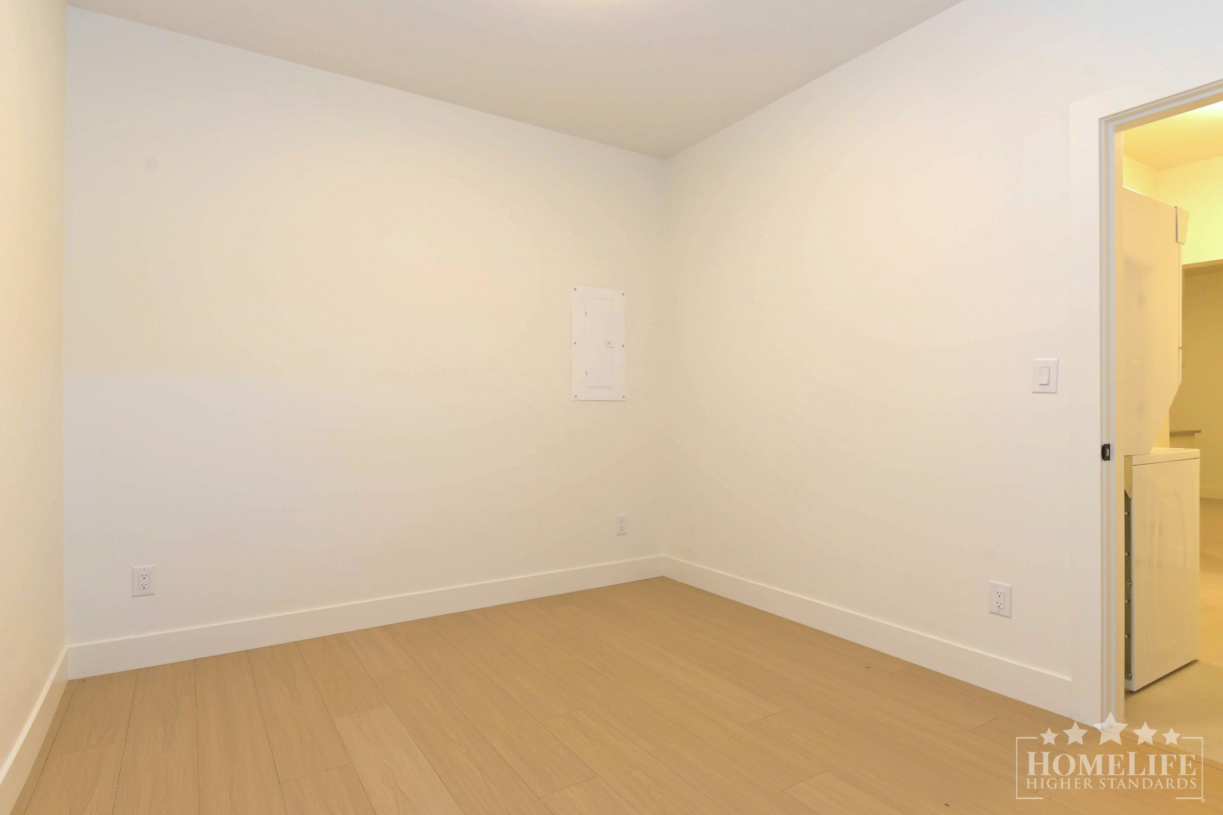 Basement-11024 78 Avenue, Delta, BC, V4C 1N5 - 10
