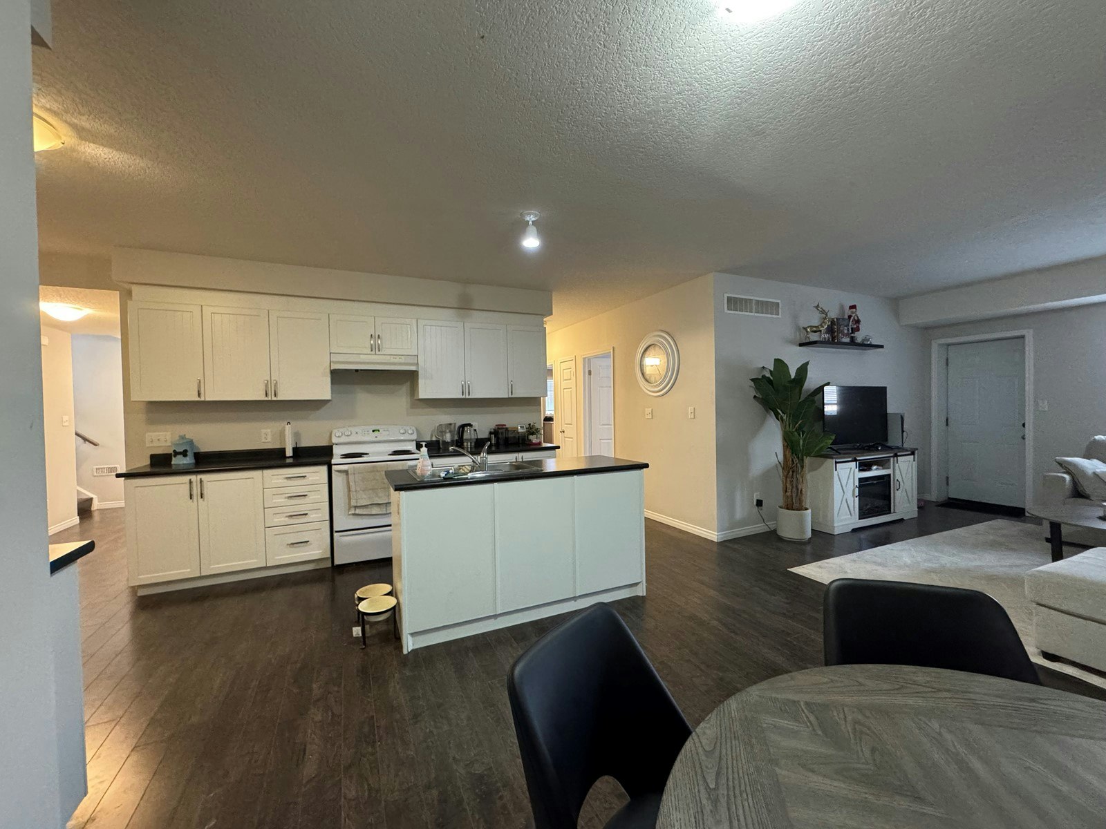 B-205 Rachel Crescent, Kitchener, ON, N2R 0H7 - 3