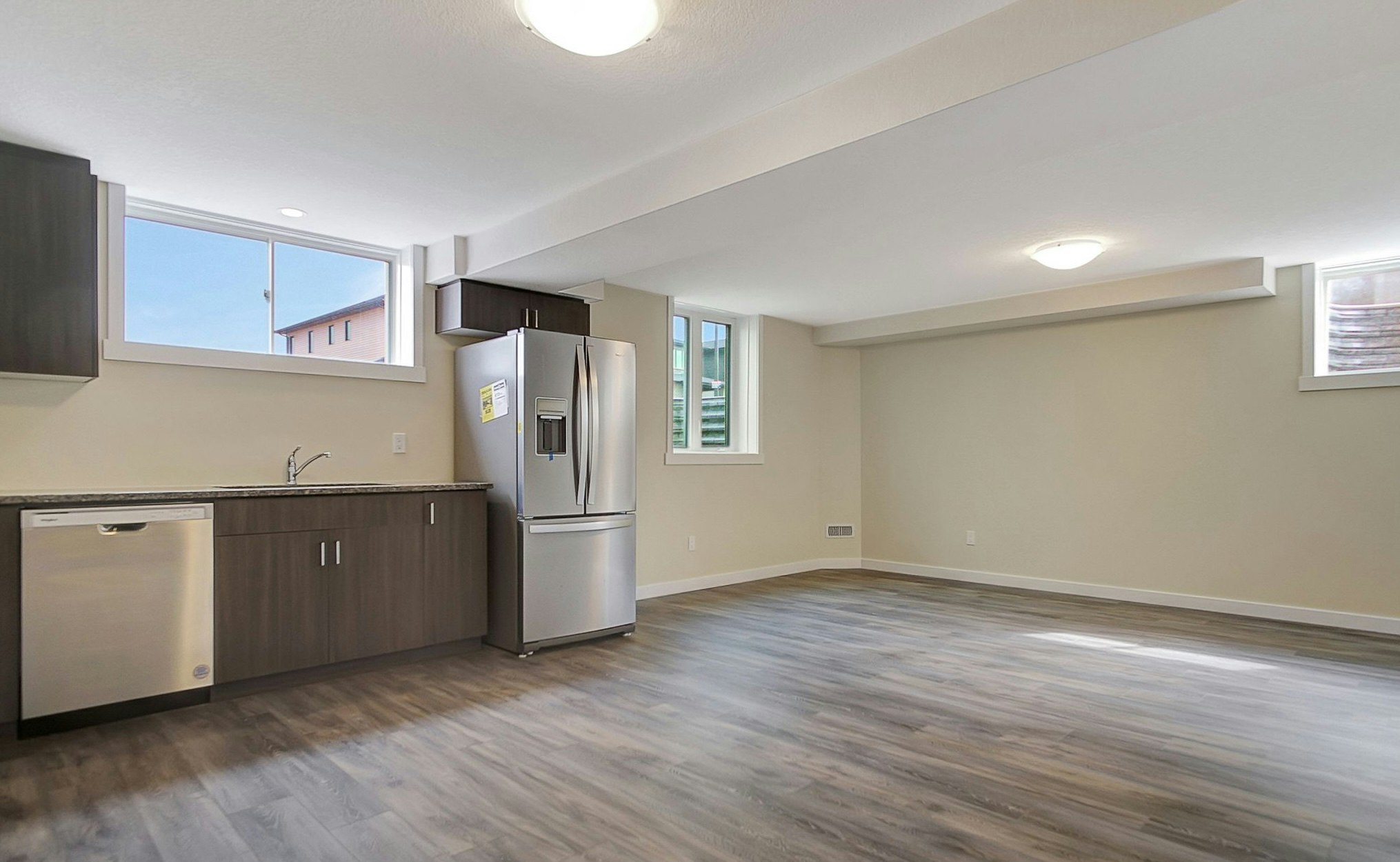 Lower-172 Newman Drive, Cambridge, ON, N1S 0C4 - 4