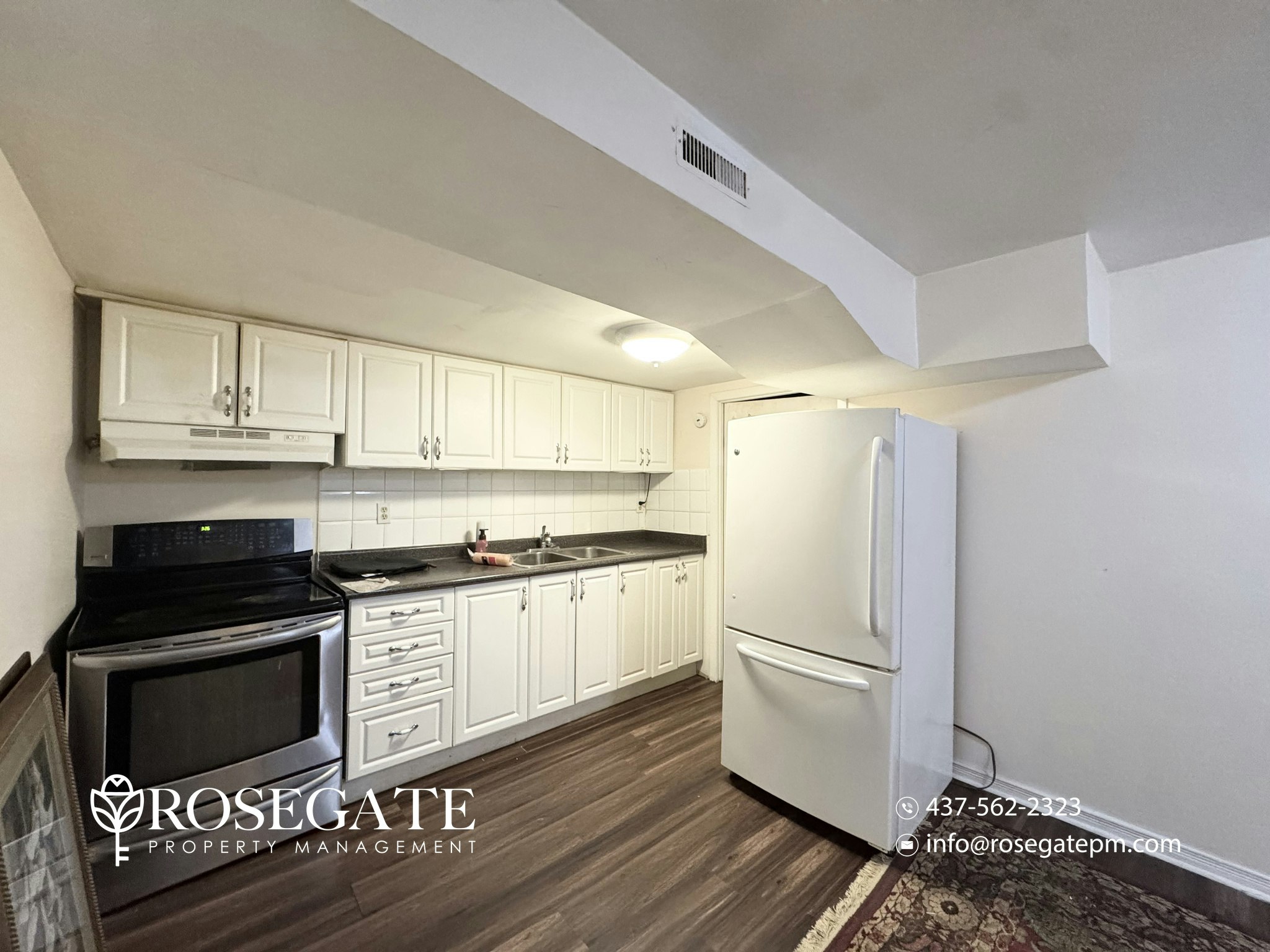 2-14 Holywell Drive, Toronto, ON, M9R 1K1 - 2