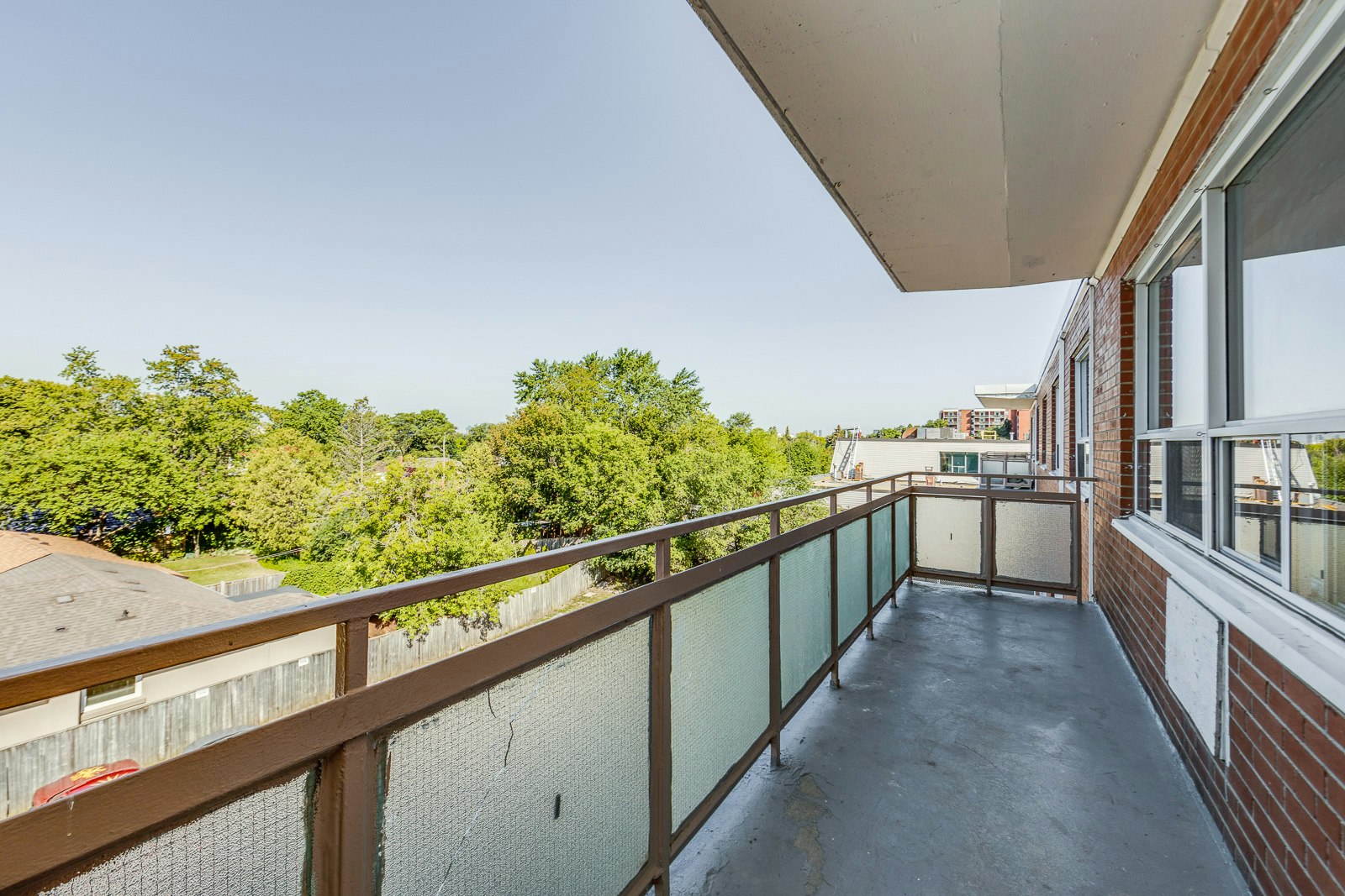 303-10 Elvaston Drive, Toronto, ON, M4A 1M9 - 10