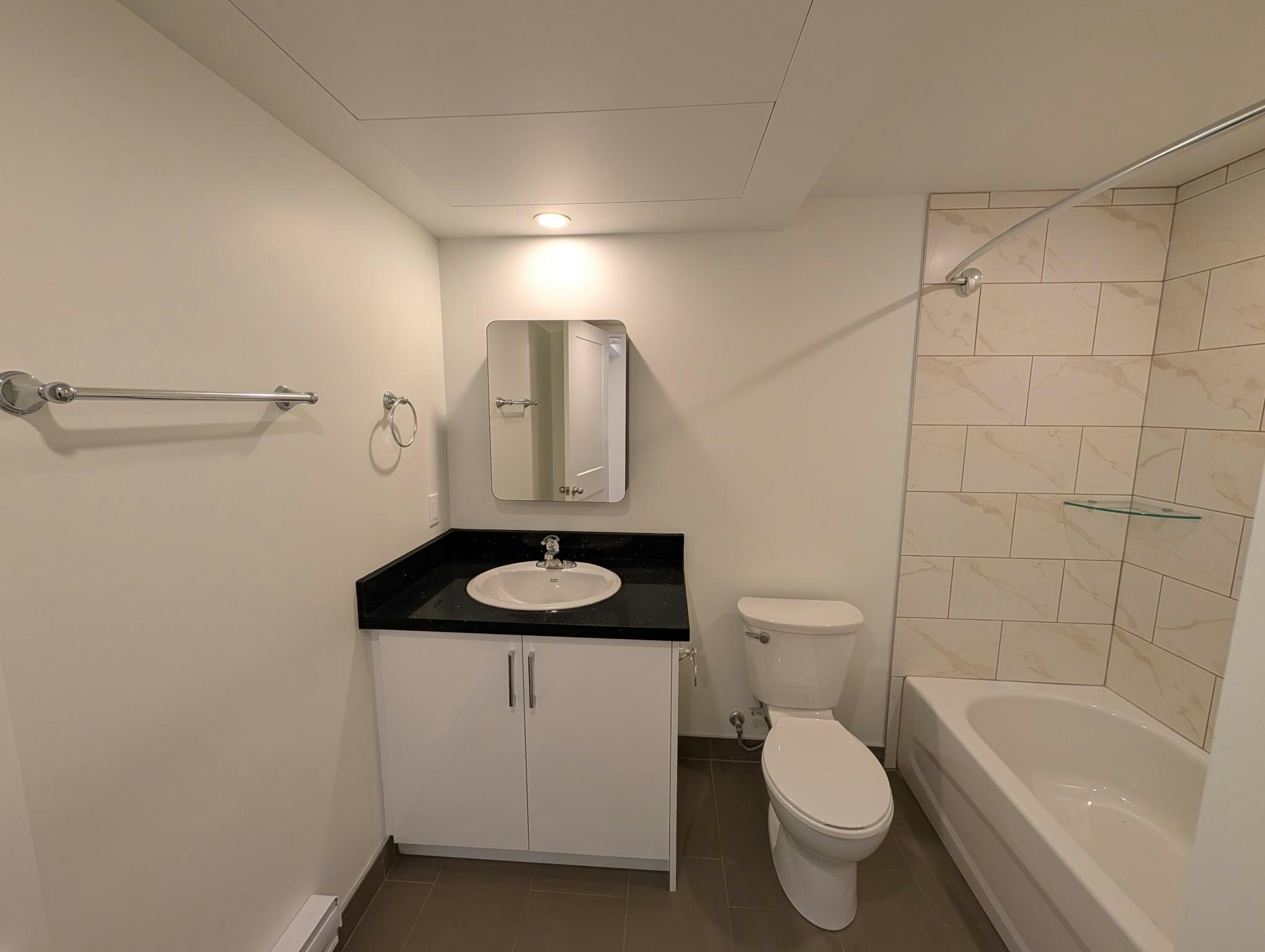 1-10 Elvaston Drive, Toronto, ON, M4A 1M9 - 3
