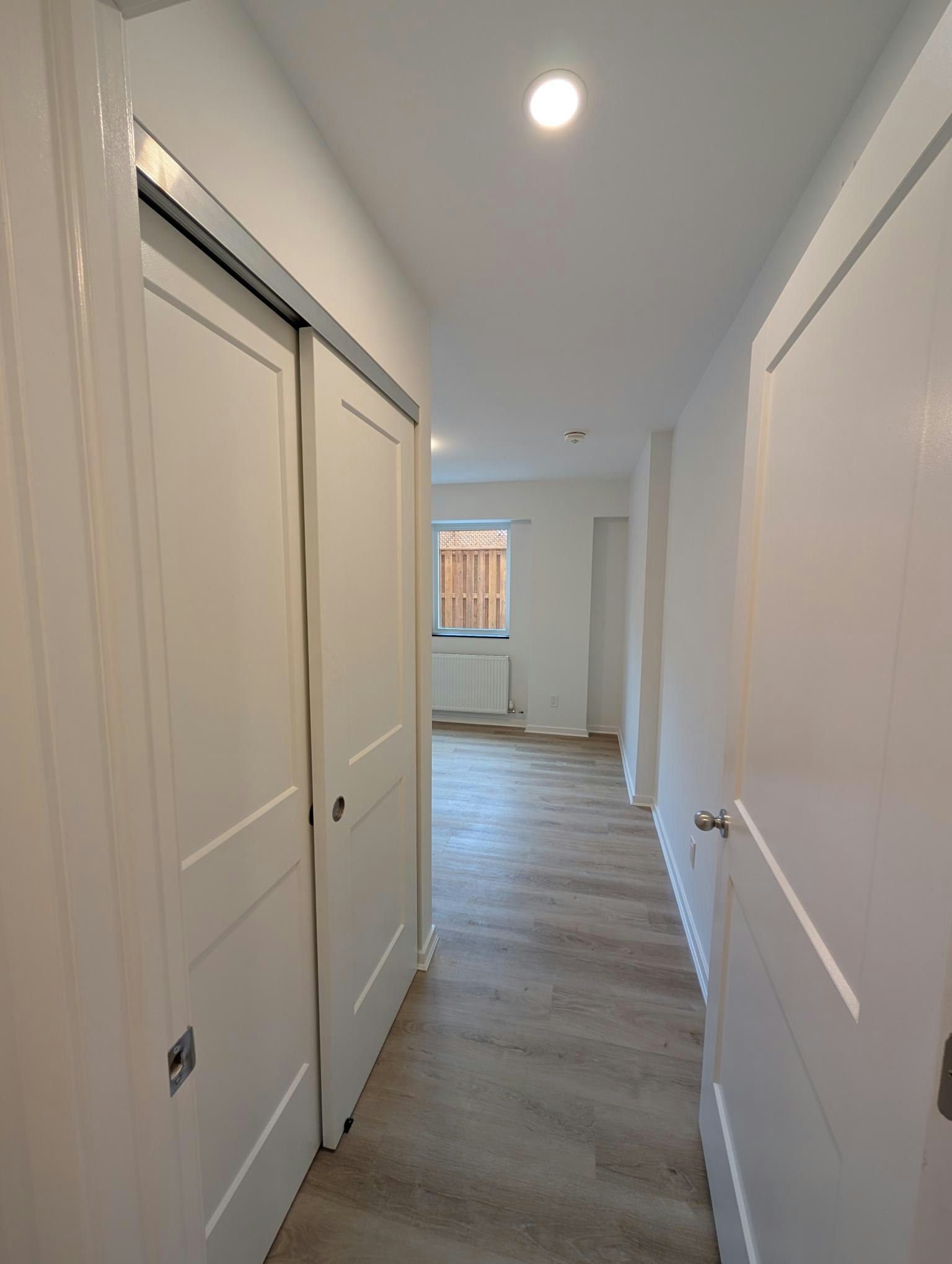 1-10 Elvaston Drive, Toronto, ON, M4A 1M9 - 4