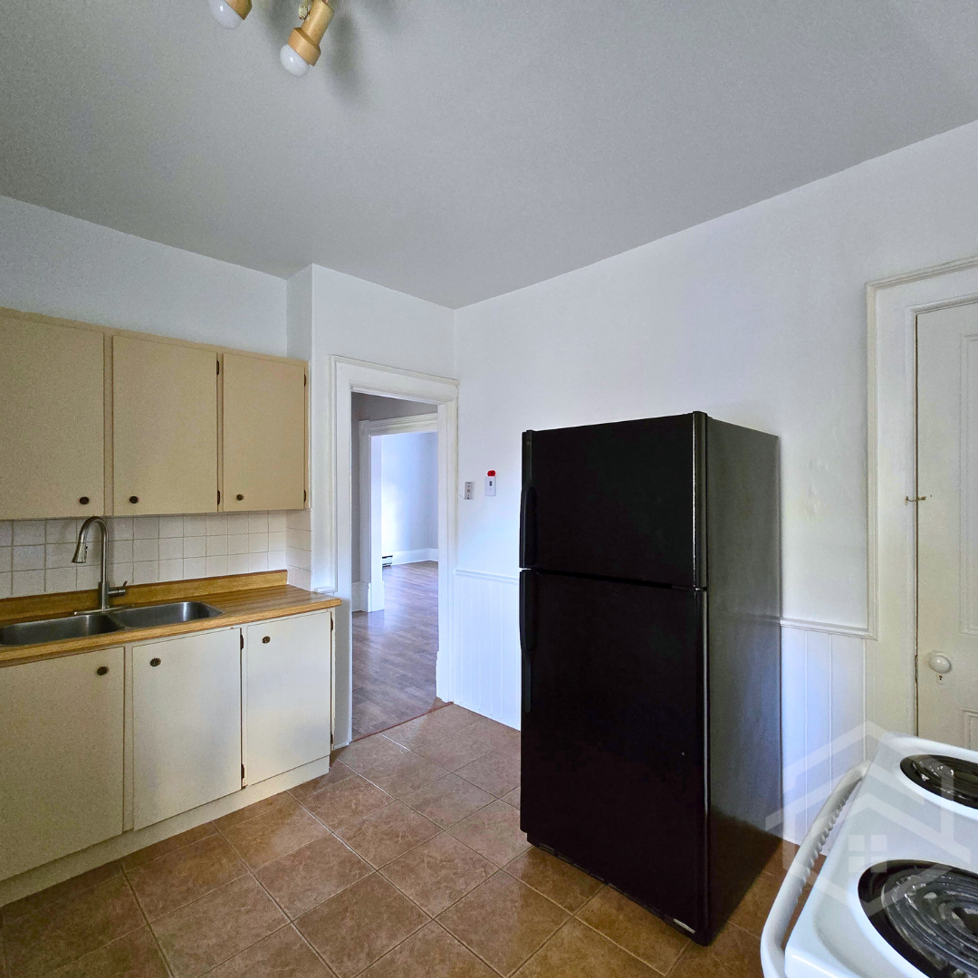 1-279 Broadway Street, Tillsonburg, ON, N4G 3R6 - 2