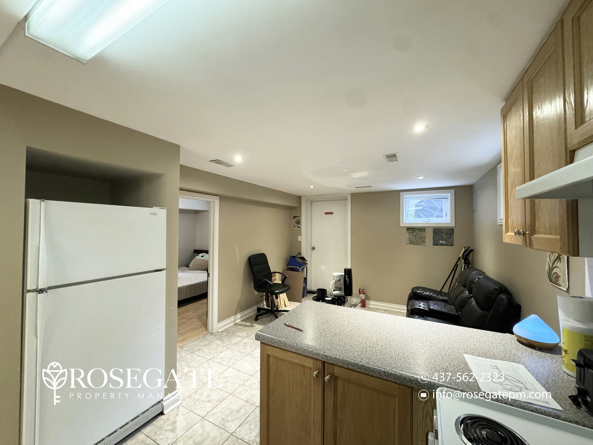 2-895 Windermere Avenue, Toronto, ON, M6S 3M8 - 4