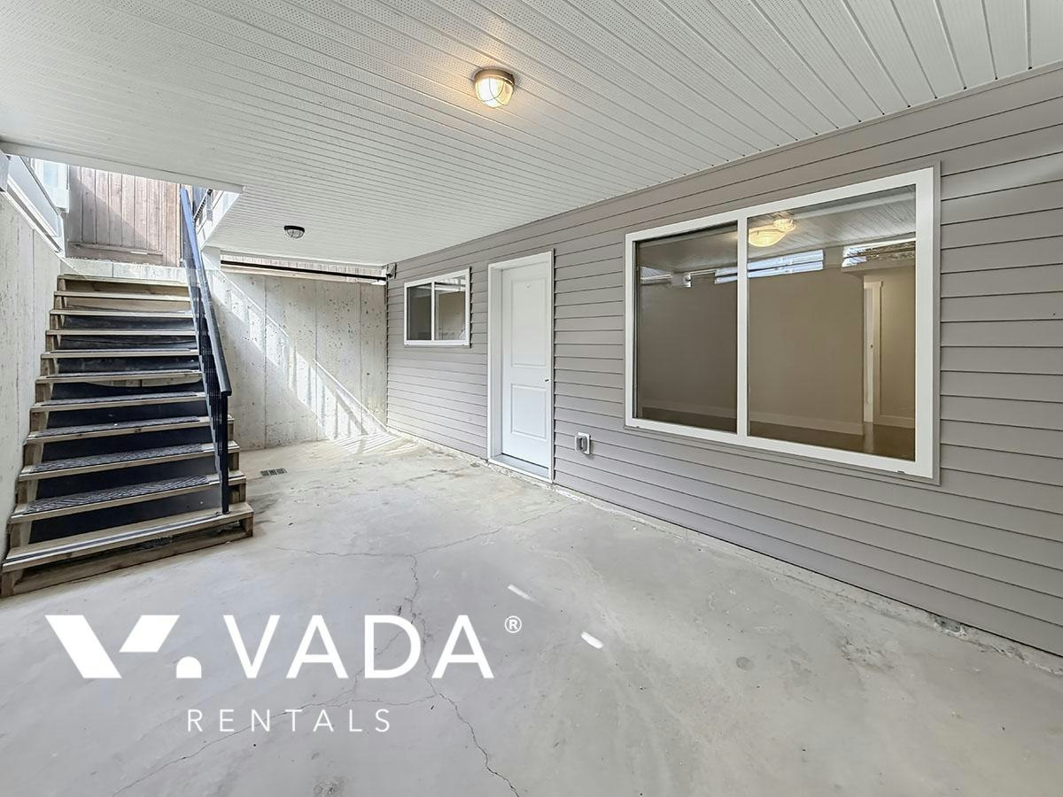 27898B Ledunne Avenue, Abbotsford, BC, V4X 0A8 - 2