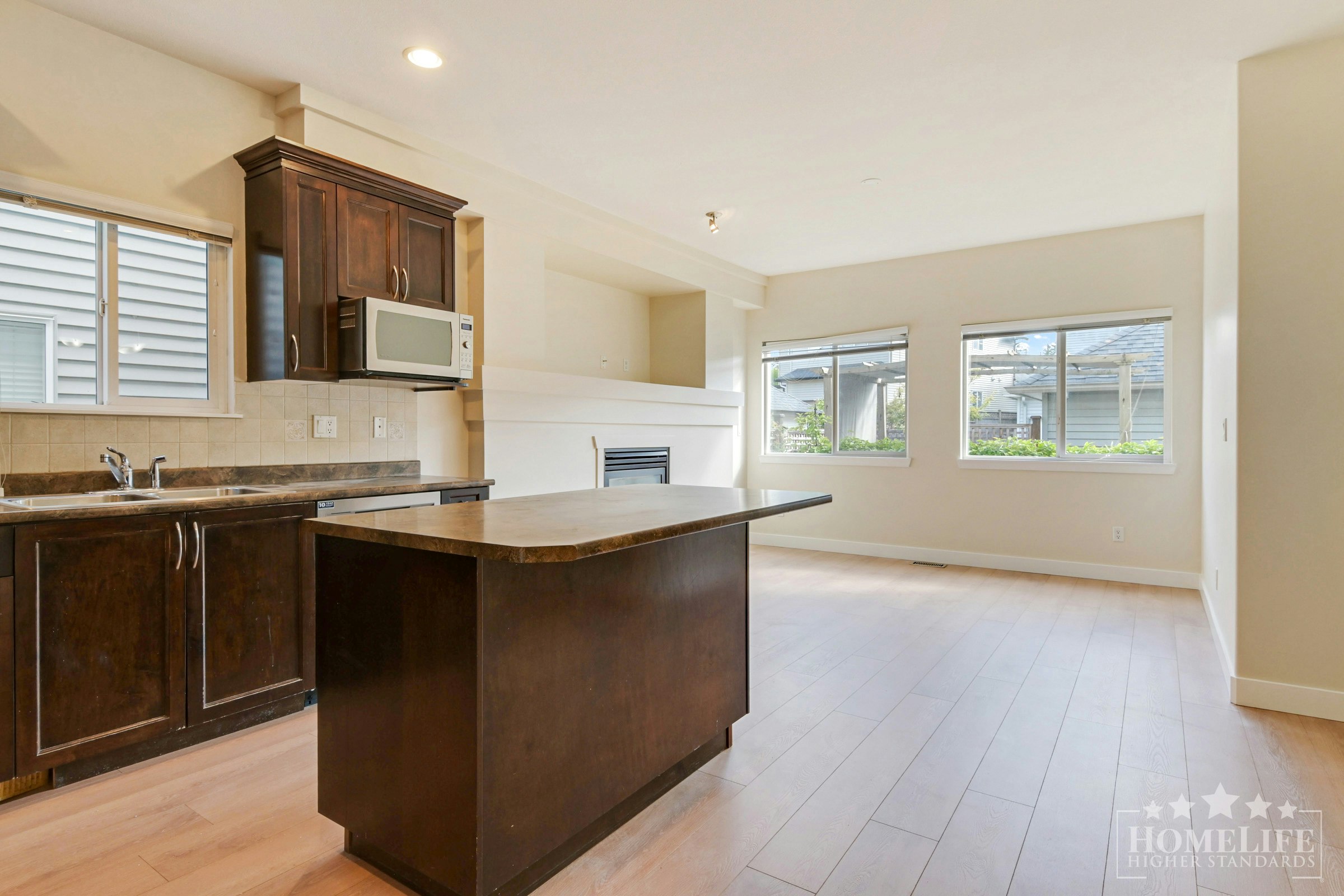 Upper House-16640 60 Avenue, Surrey, BC, V3S 1S9 - 8
