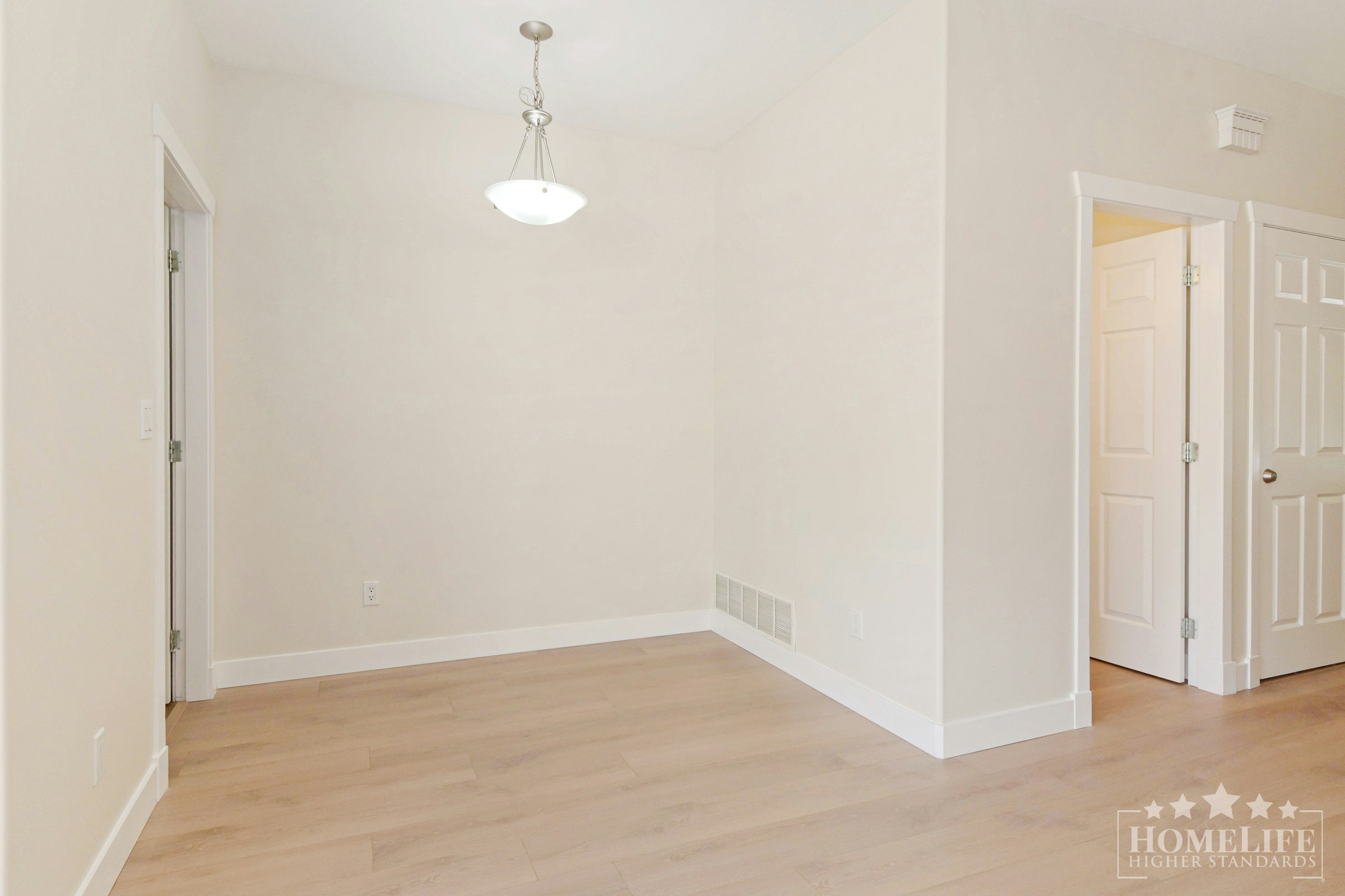 Upper House-16640 60 Avenue, Surrey, BC, V3S 1S9 - 9