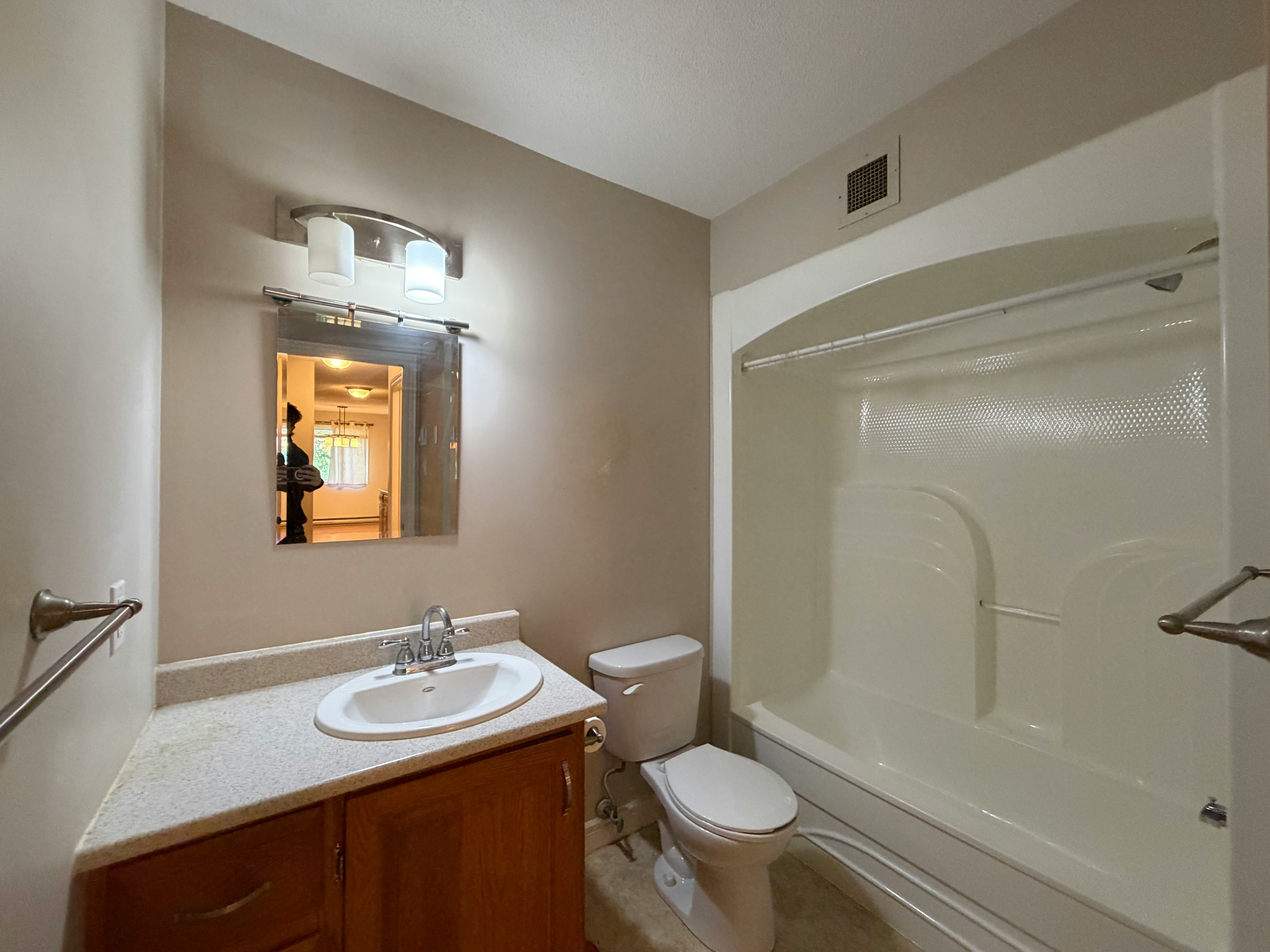 7-25 Ferris Street, Fredericton, NB, E3A 5G2 - 11
