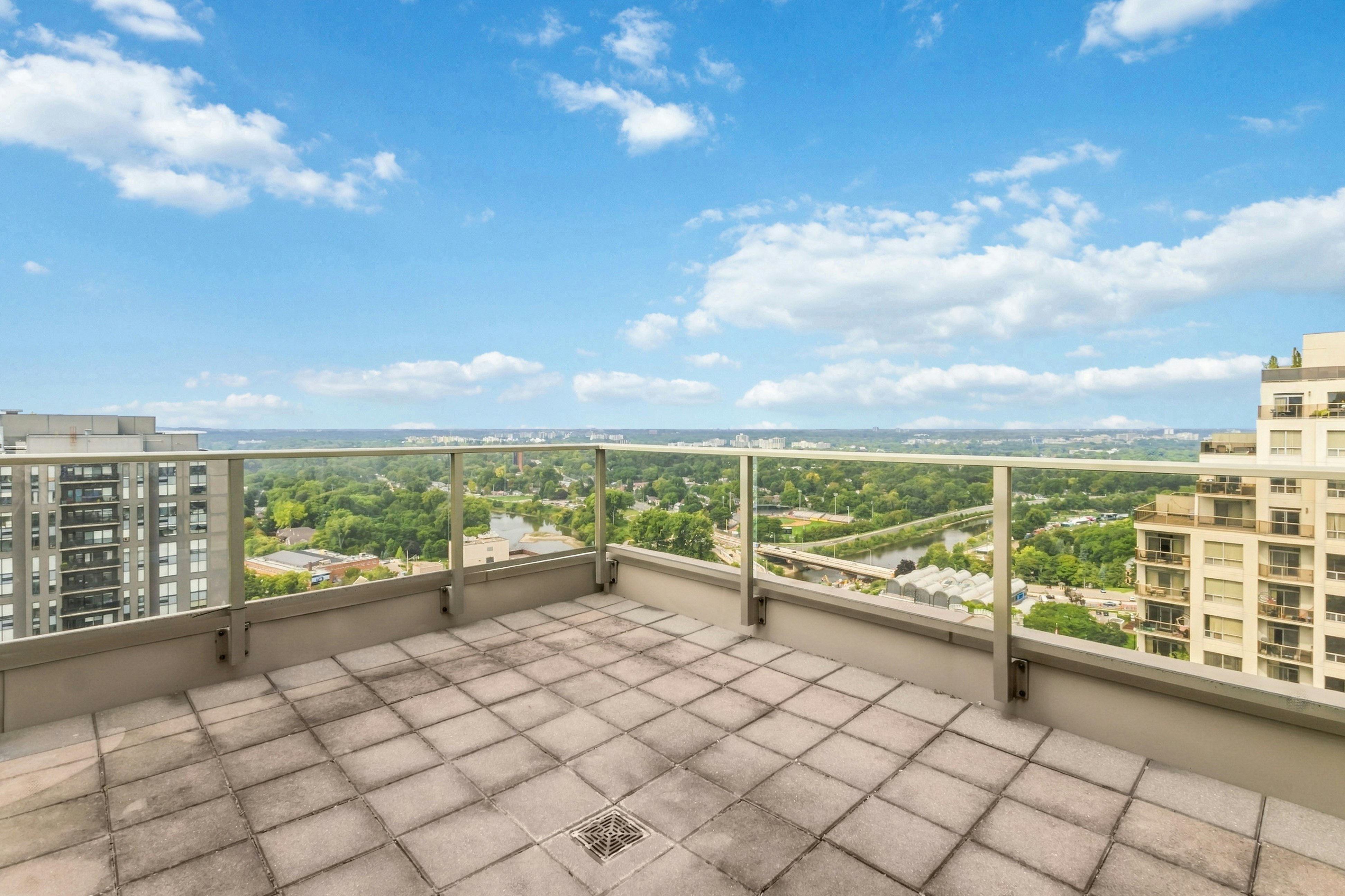 2704-330 Ridout Street North, London, ON, N6A 0A7 - 33