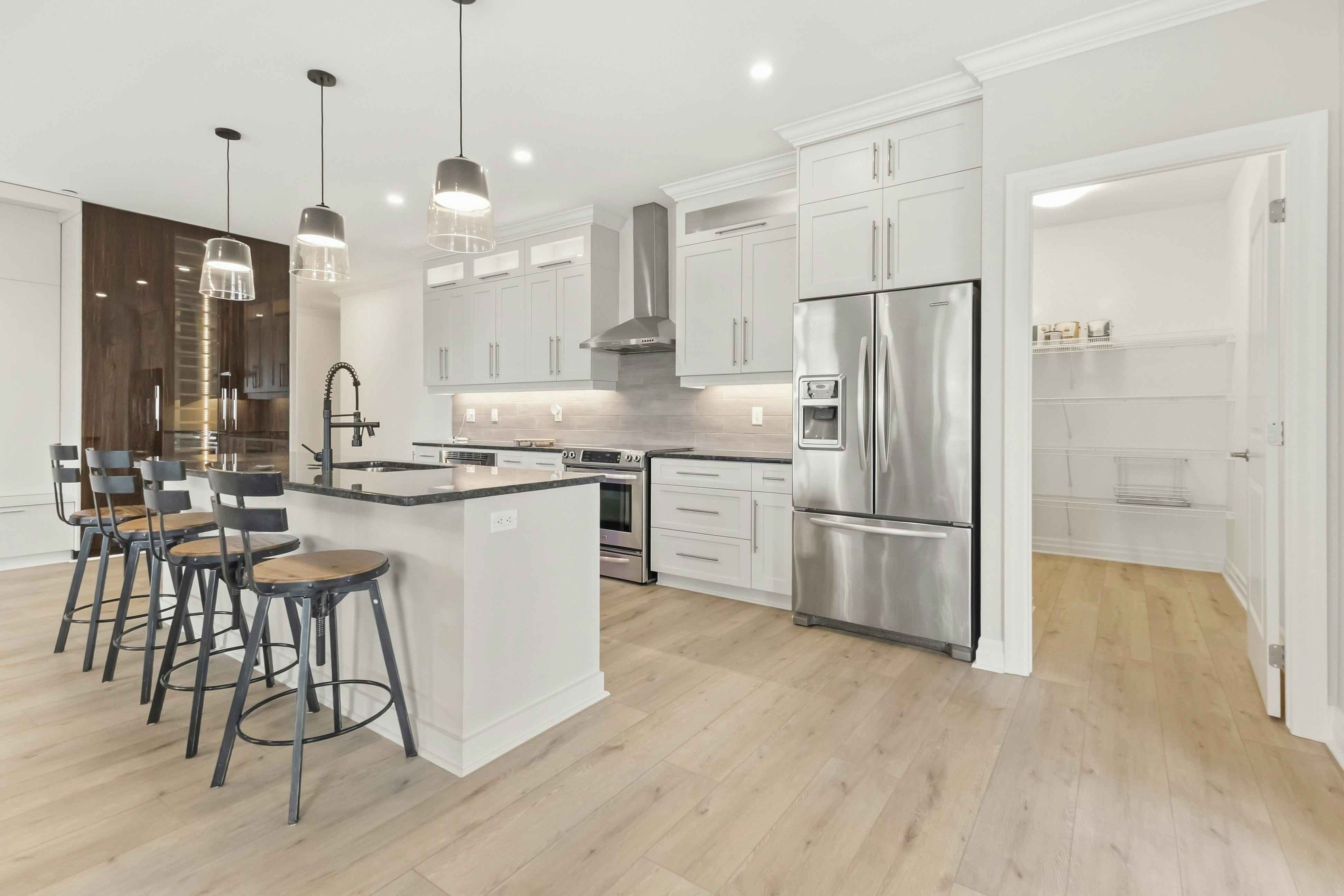 2704-330 Ridout Street North, London, ON, N6A 0A7 - 11