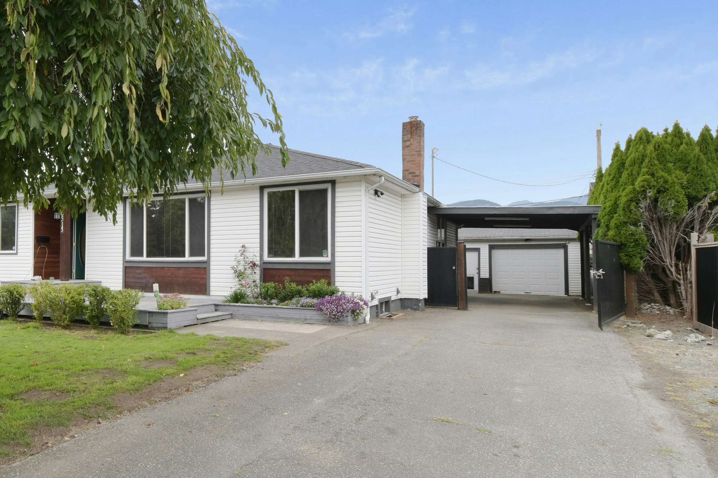 Upper House-46515 Portage Avenue, Chilliwack, BC, V2P 3G3 - 25