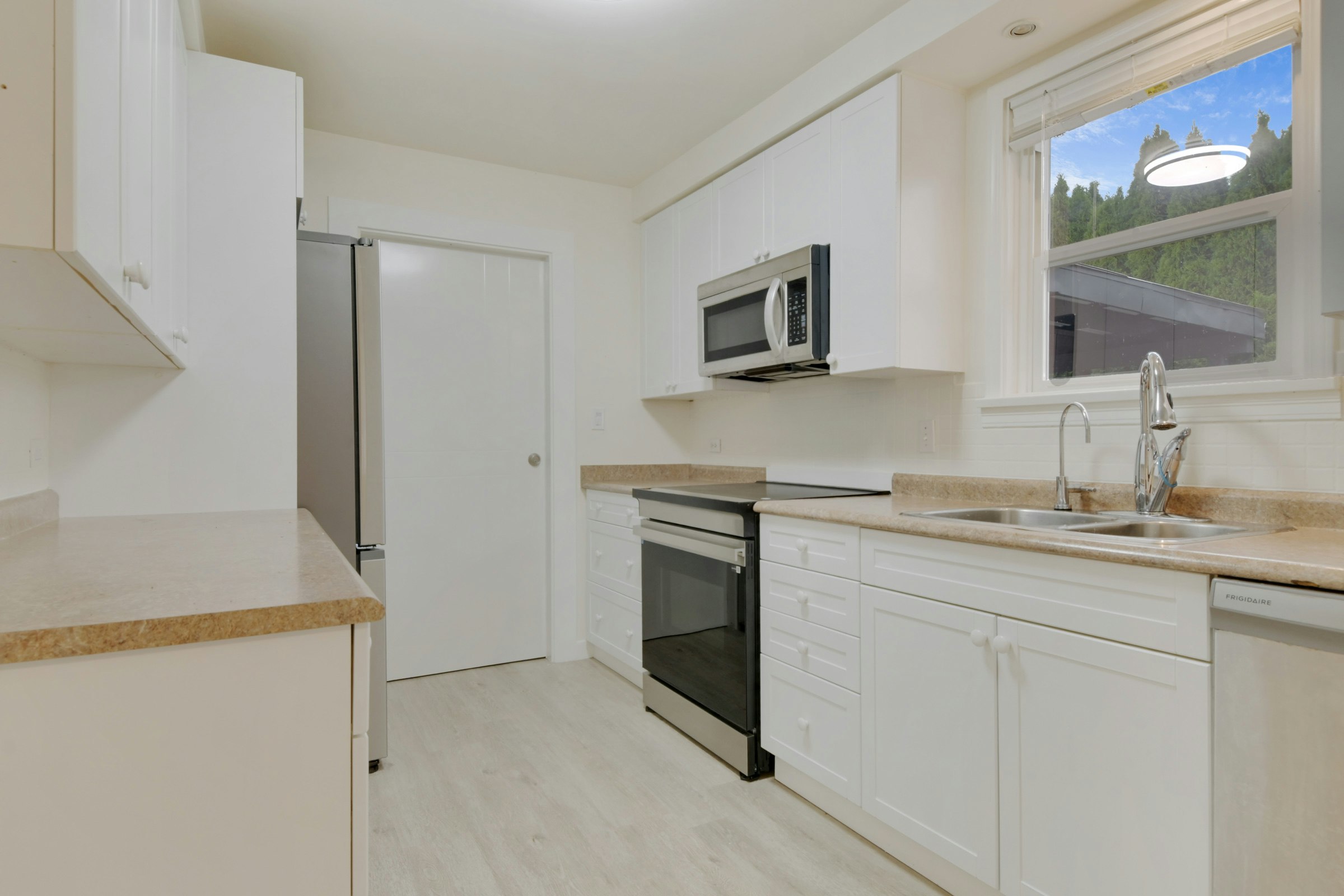 Upper House-46515 Portage Avenue, Chilliwack, BC, V2P 3G3 - 7