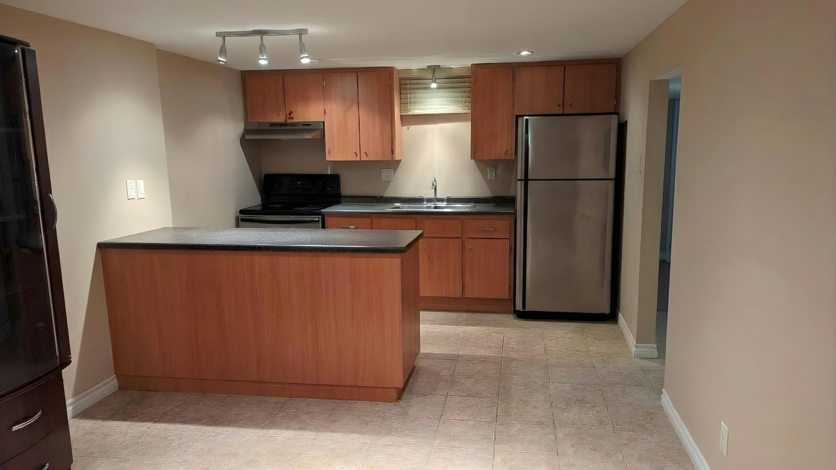 Lower level-274 31st Street West, Hamilton, ON, L9C 5G4 - 11
