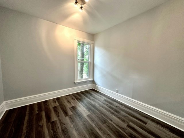 Main Floor-820 Queens Avenue, London, ON, N5W 3H6 - 3
