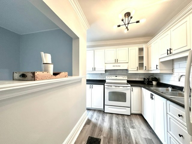 Main Floor-820 Queens Avenue, London, ON, N5W 3H6 - 7