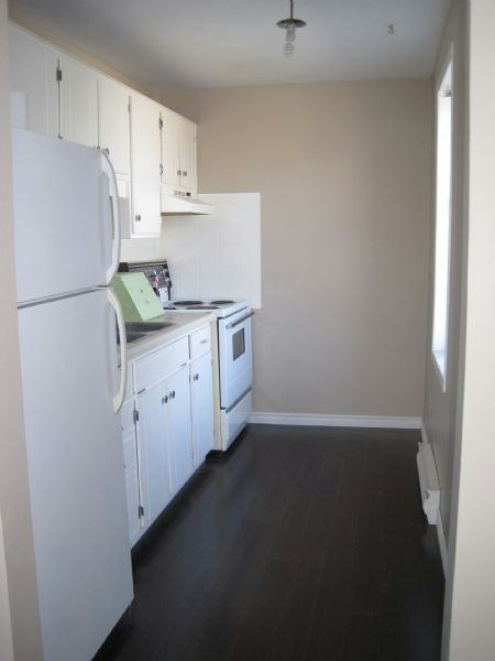 3-735 King Street East, Cambridge, ON, N3H 3N8 - 2