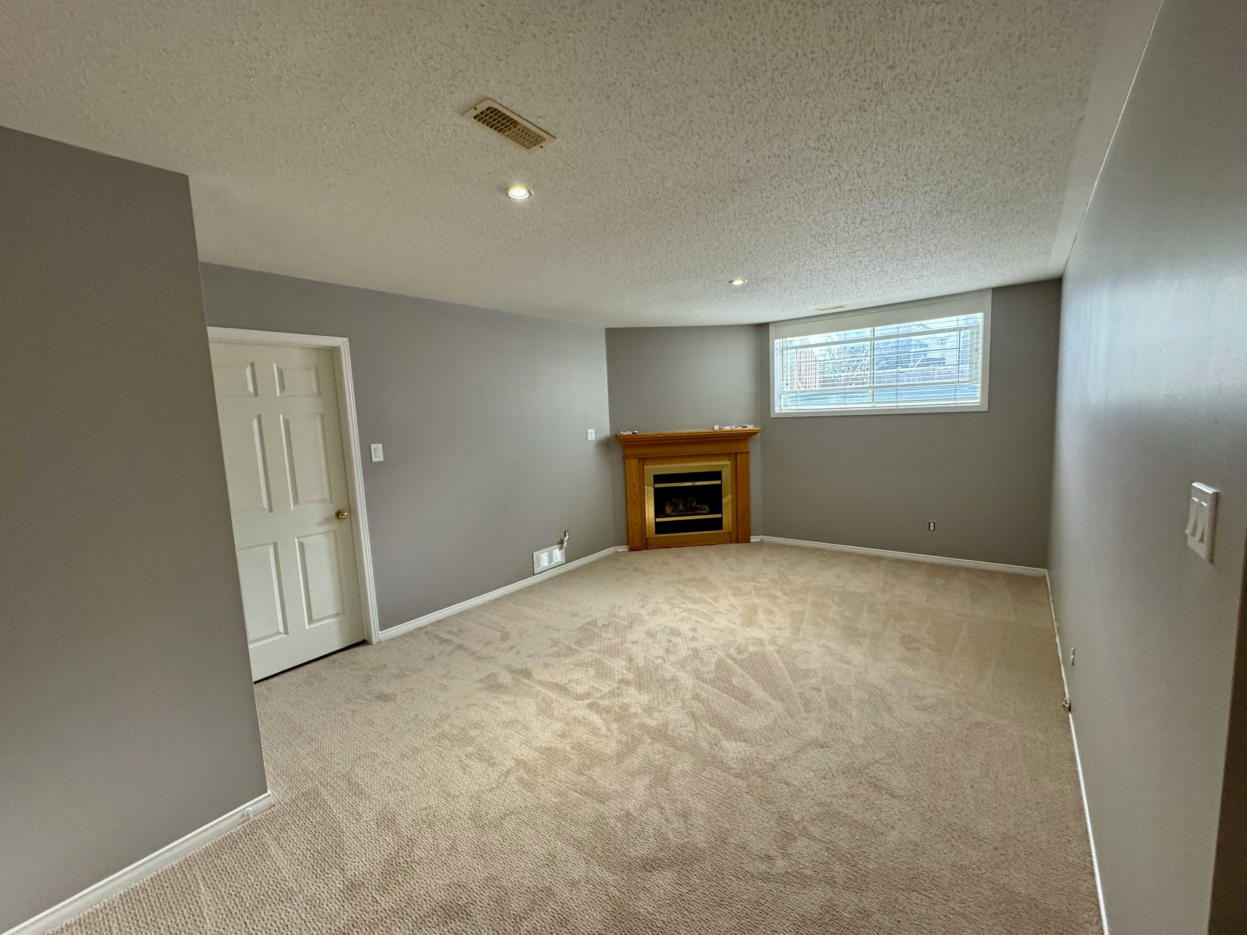 1-10 Landover Crescent, Ottawa, ON, K2M 2W2 - 9