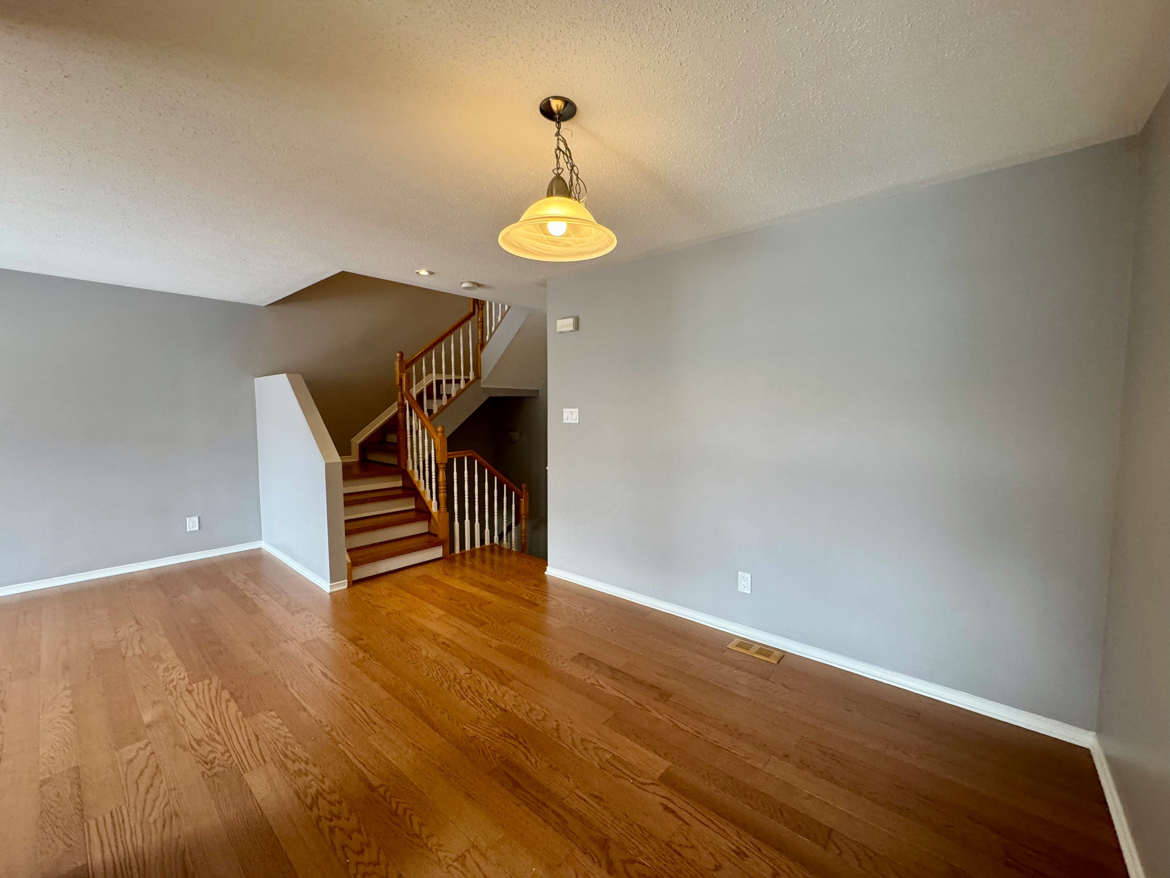 1-10 Landover Crescent, Ottawa, ON, K2M 2W2 - 5