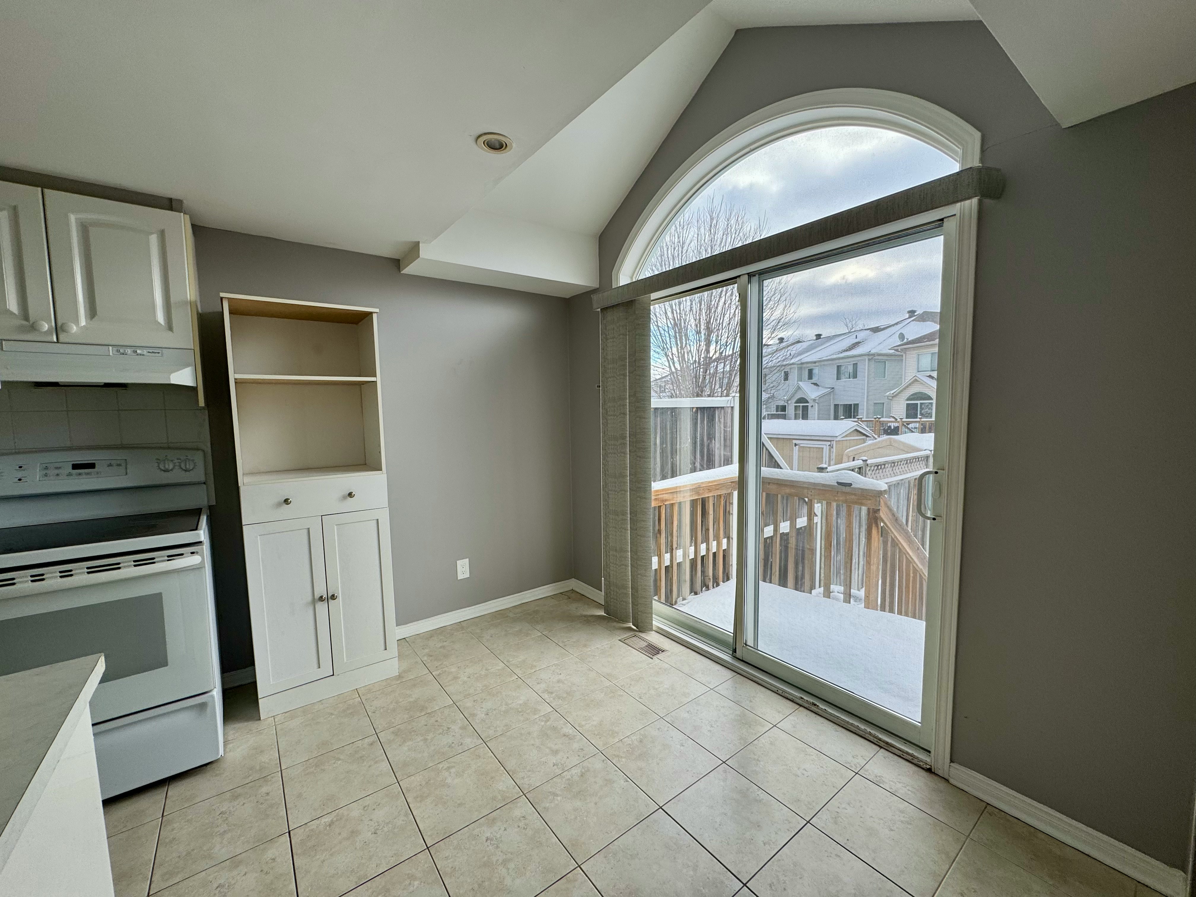 1-10 Landover Crescent, Ottawa, ON, K2M 2W2 - 14