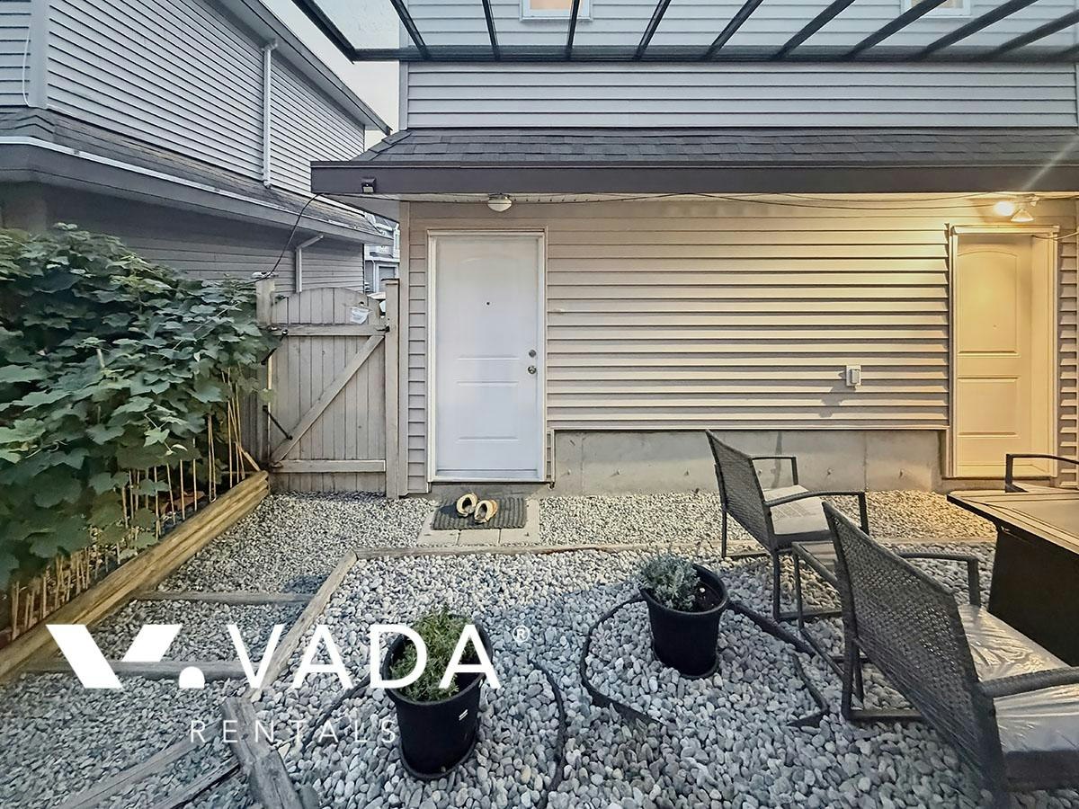 6983 192 Street, Surrey, BC, V4N 5W6 2