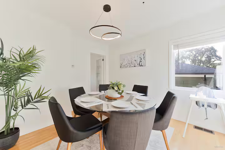 2187 Jefferson Avenue, West Vancouver, BC, V7V 2A6 4