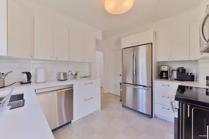 2187 Jefferson Avenue, West Vancouver, BC, V7V 2A6 3
