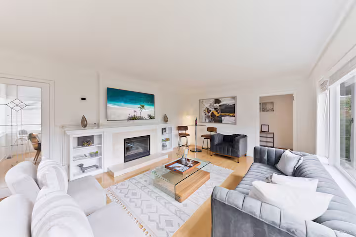 2187 Jefferson Avenue, West Vancouver, BC, V7V 2A6 2