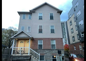 RM-3 - Unit C-327 Spruce Street, Waterloo, ON, N2L 3M6