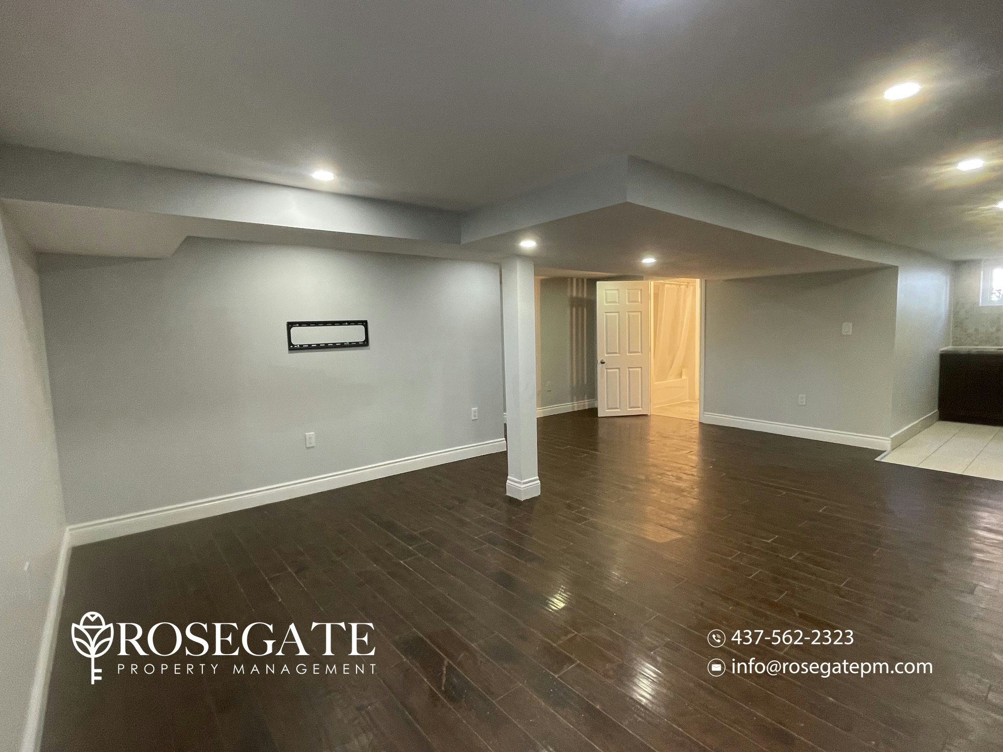 3-39 Centennial Parkway South, Hamilton, ON, L8G 2C1 4