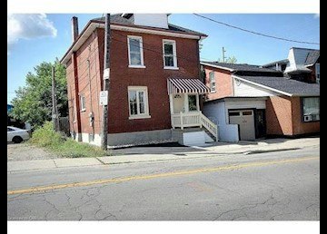 Upper-5 Bruce Street, Cambridge, ON, N1R 2C8