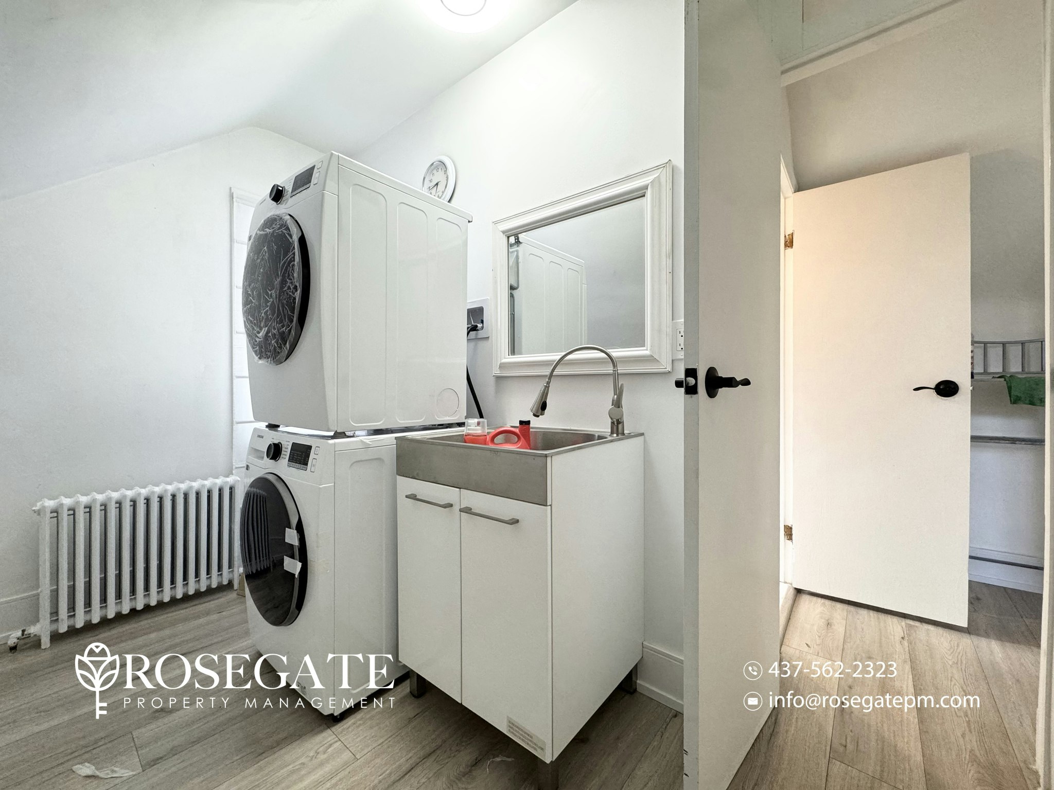 1-2 Rockvale Avenue, Toronto, ON, M6E 3A9 - 18