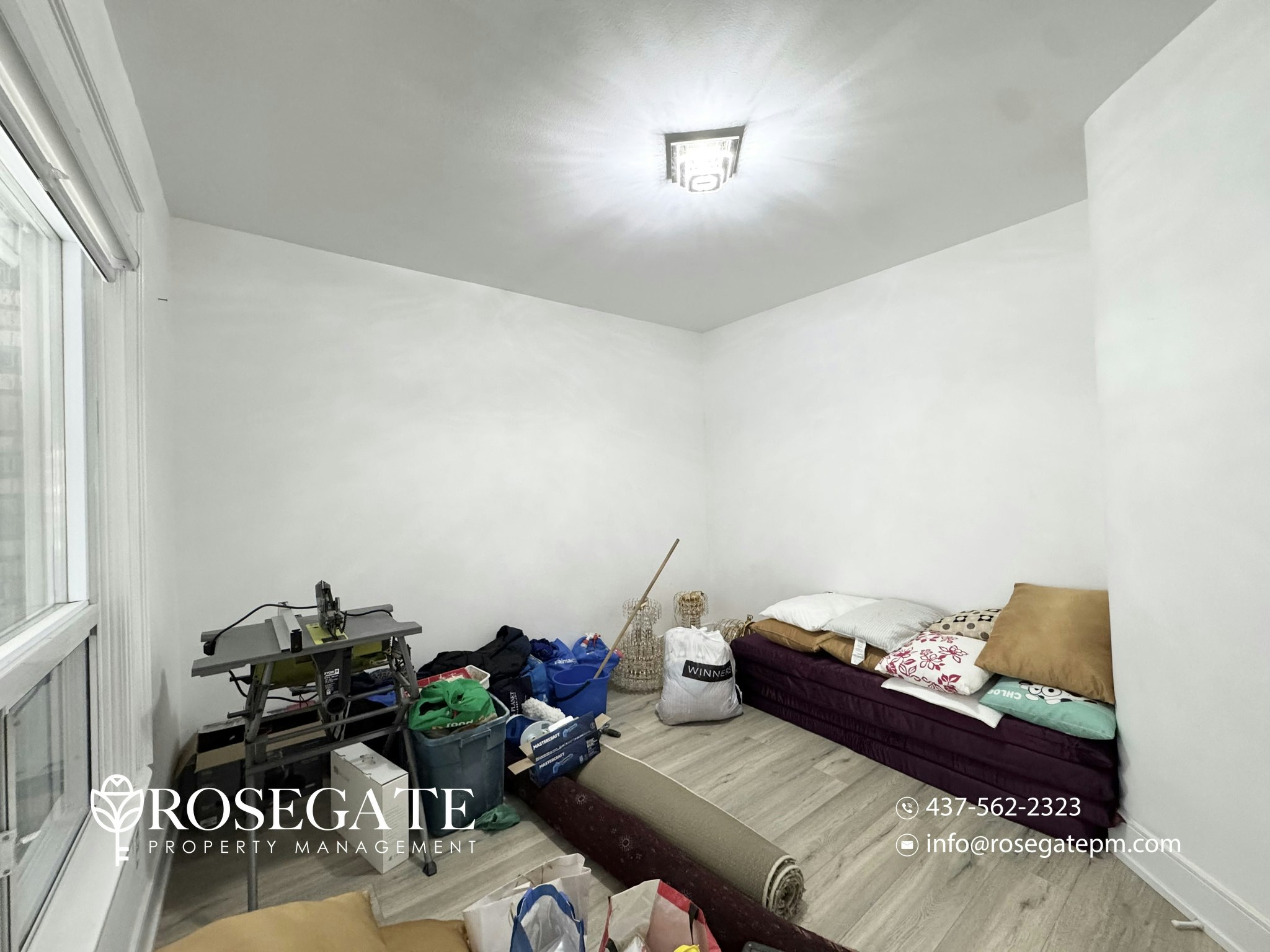 1-2 Rockvale Avenue, Toronto, ON, M6E 3A9 - 16