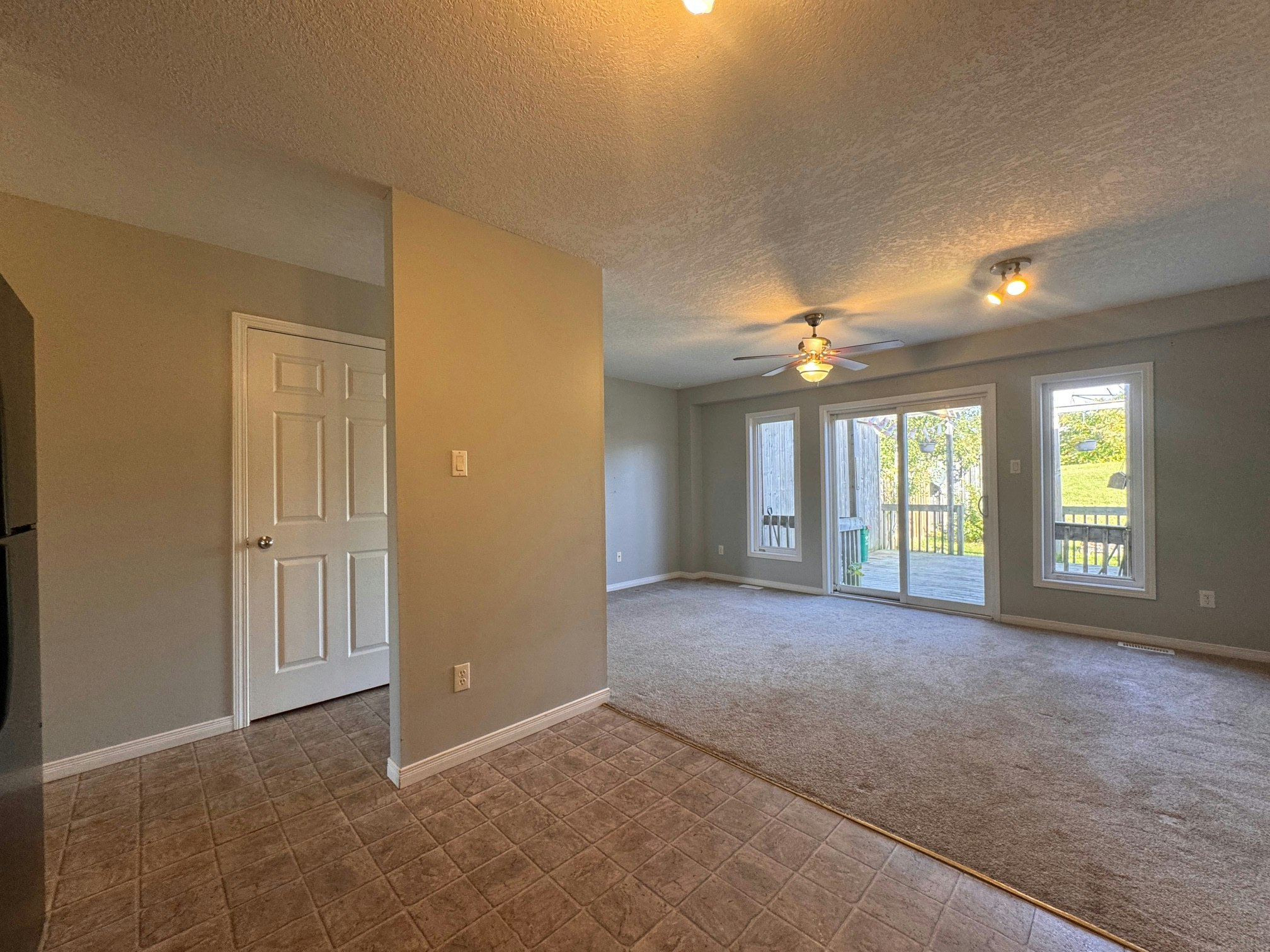 310 Parkvale Drive, Kitchener, ON, N2R 1Y5 - 4