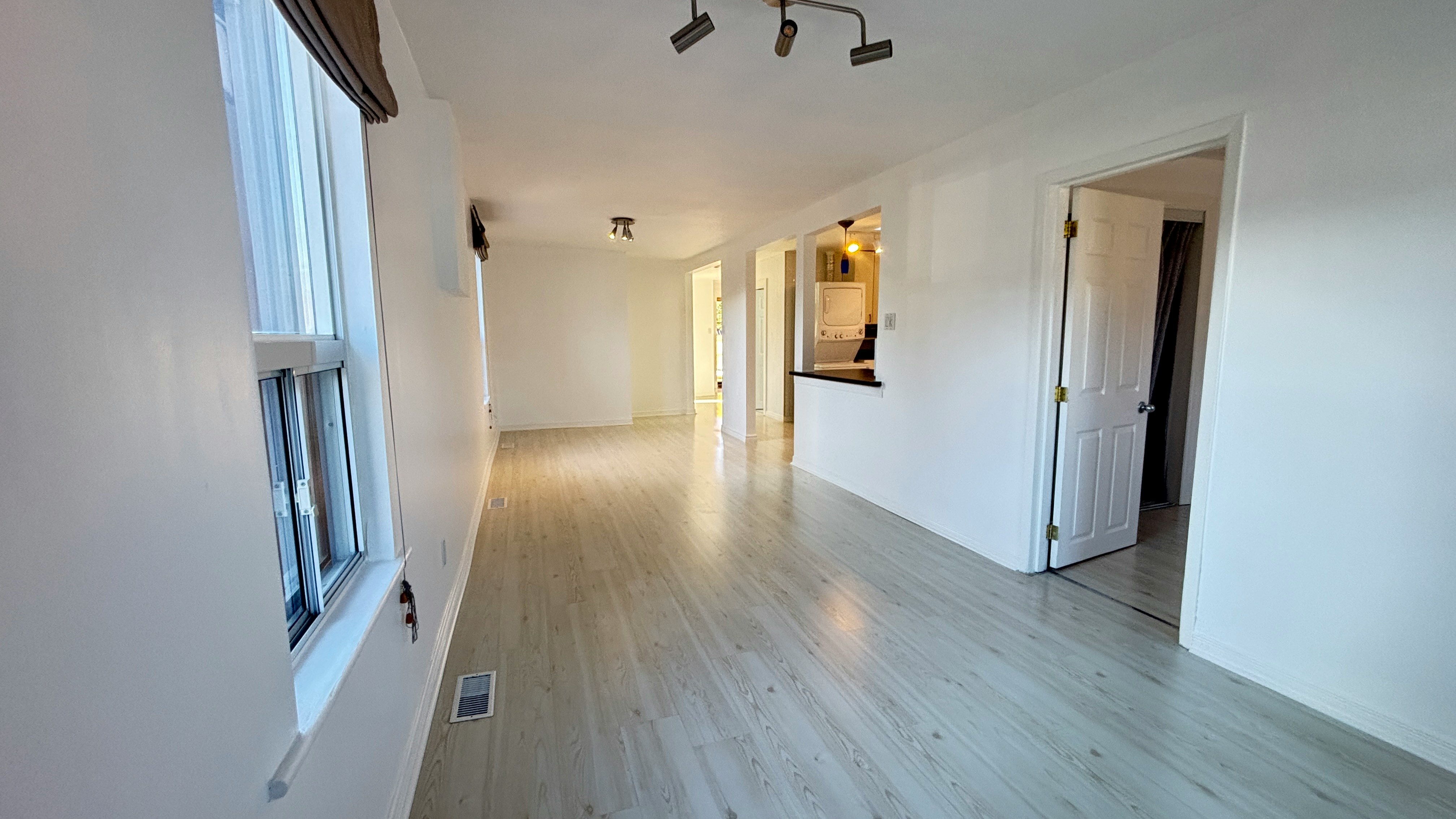2 (upper level)-610 Concession Street, Hamilton, ON, L8V 1B3 - 12