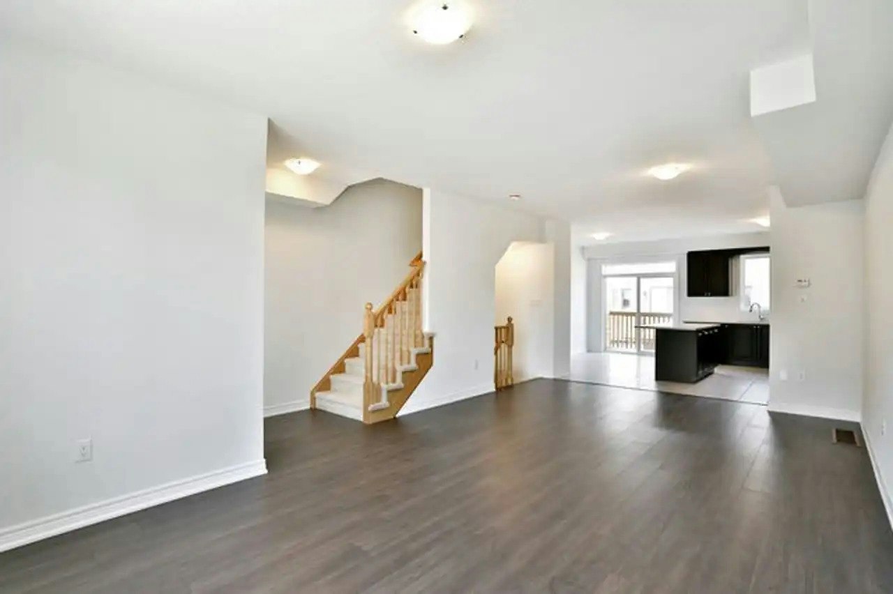 45 Rapids Lane, Hamilton, ON, L8K 0A4 2