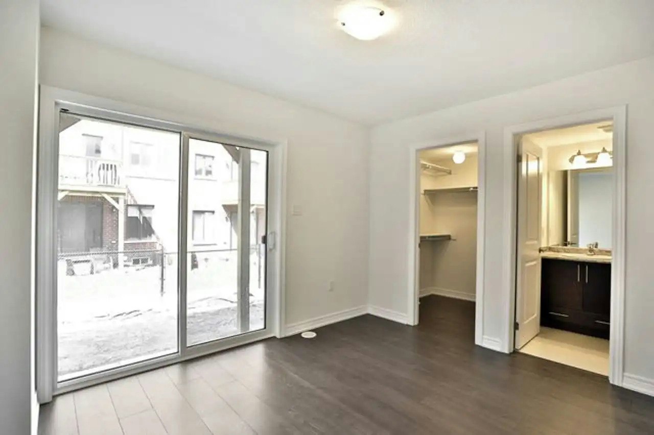 45 Rapids Lane, Hamilton, ON, L8K 0A4 - 6