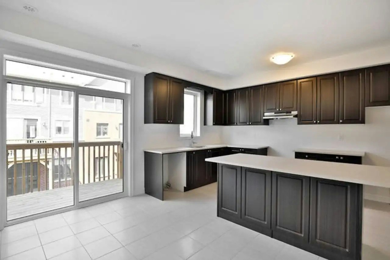 45 Rapids Lane, Hamilton, ON, L8K 0A4 3