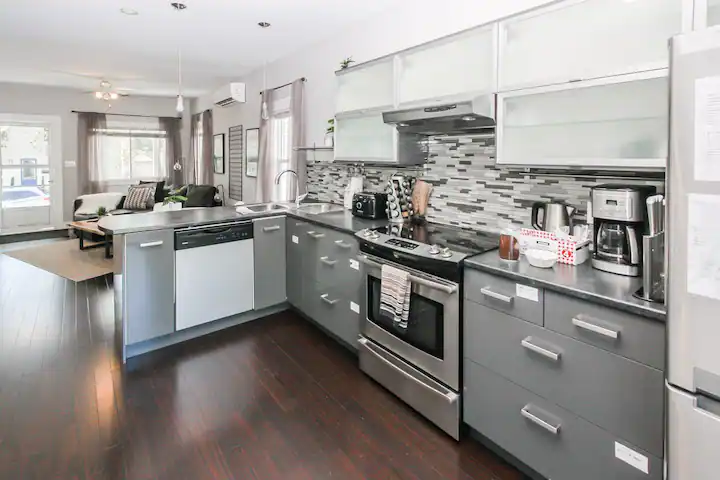 2431 Quinn Street, Halifax, NS, B3L 3E5 - 4