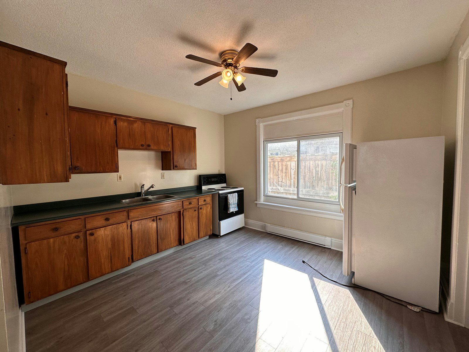 3-17 Saint Leger Street, Kitchener, ON, N2H 4L8 - 2