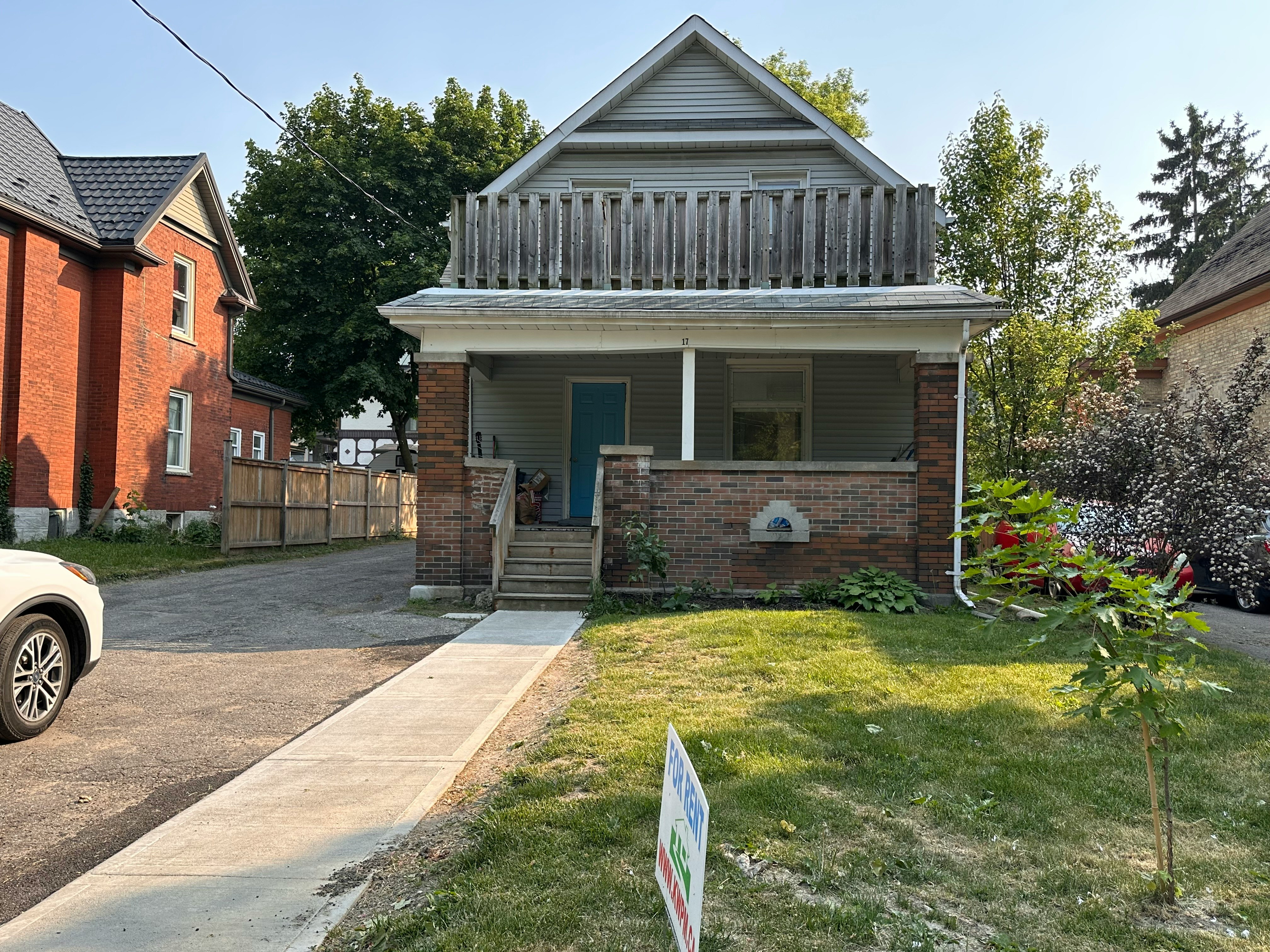 3-17 Saint Leger Street, Kitchener, ON, N2H 4L8