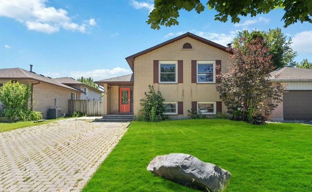 71 Blanchard Crescent, London, ON, N6G 4E5 - 2