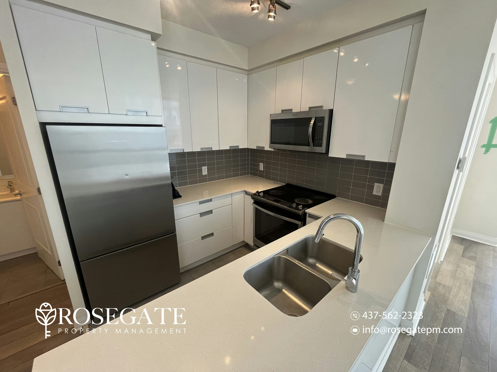 1605-5025 Four Springs Avenue, Mississauga, ON, L5R 0G5 2